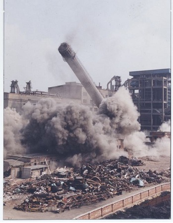 南宁烟囱拆除工程施工现场安全的要求