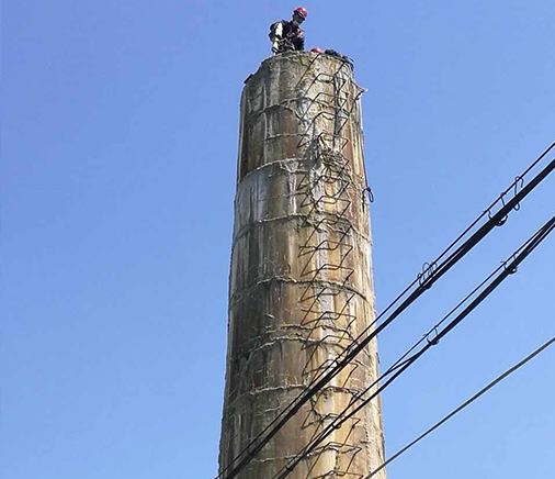 台州烟囱拆除前根据周围环境安全防护搭设