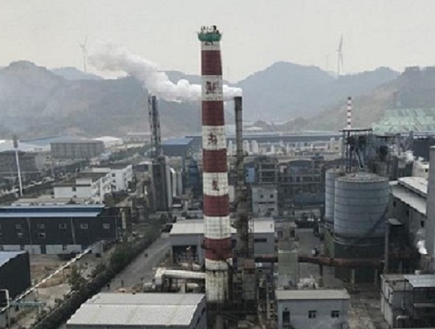 济南烟囱拆除-电厂一座180米高烟囱被拆除