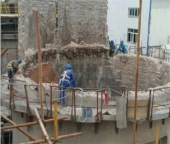西安水泥烟囱拆除  优质服务