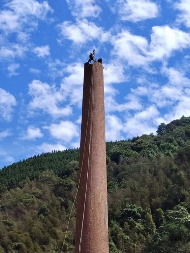 江苏烟囱拆除：为什么说专业=省钱+省心+保安全？